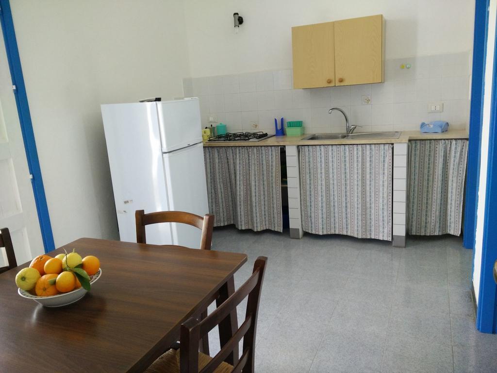 Oasi Apartments Scopello  Rum bild